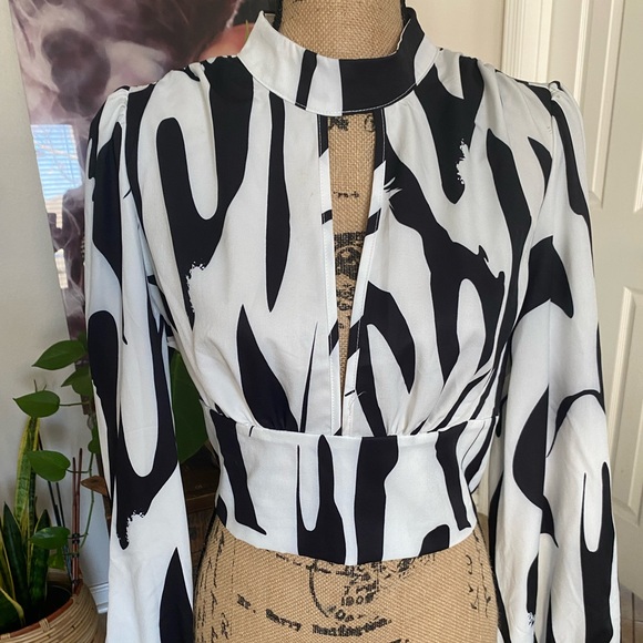 Print lantern sleeve crop blouse - Picture 4 of 6